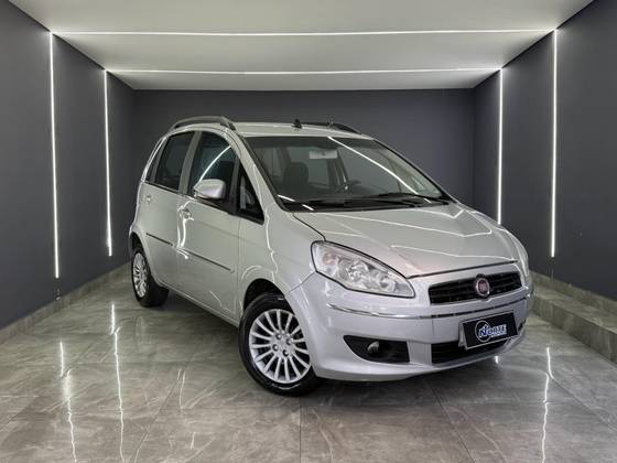 FIAT IDEA 1.6 MPI ESSENCE 16V FLEX 4P MANUAL FIAT IDEA 1.6 MPI ESSENCE 16V FLEX 4P MANUAL